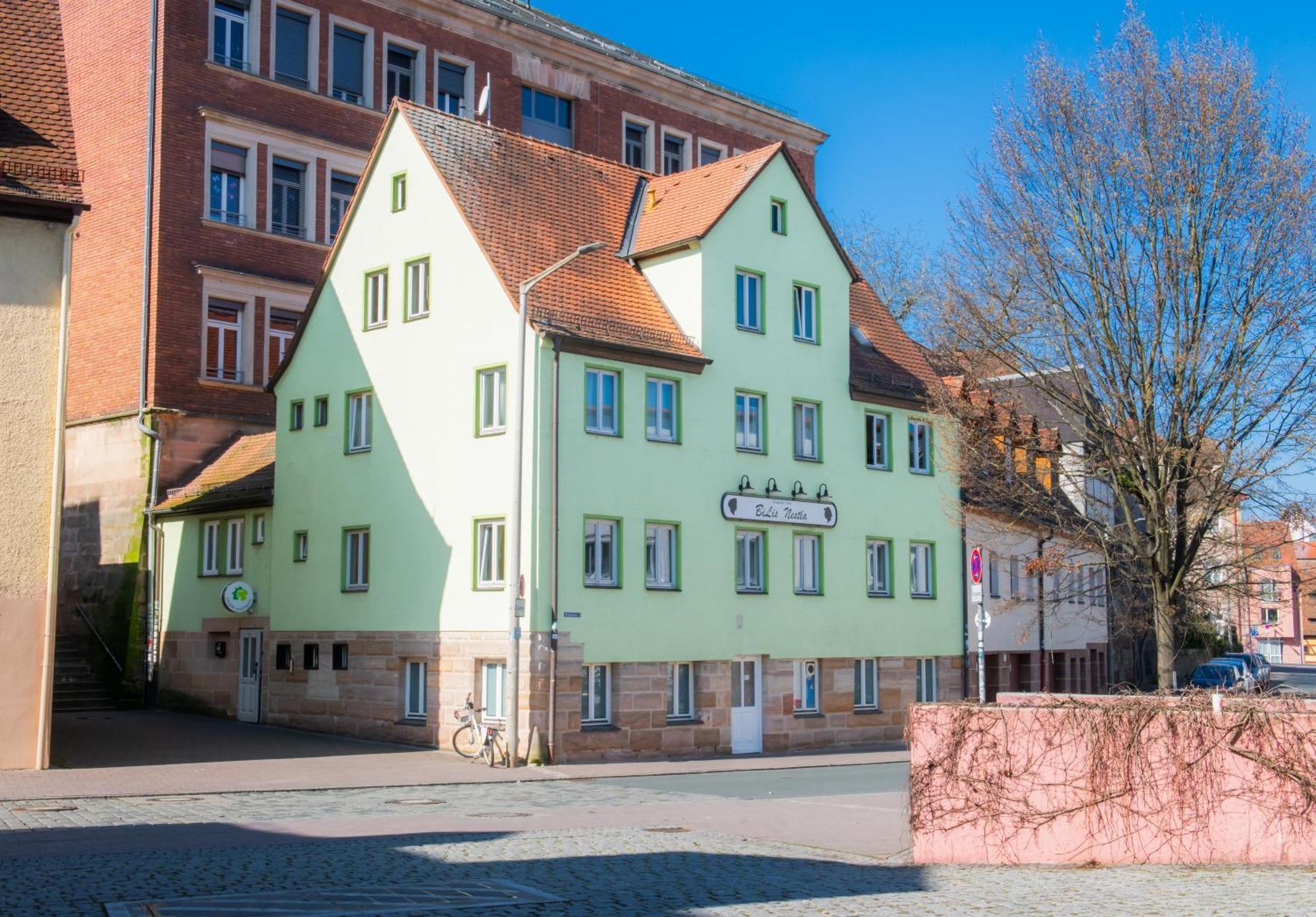 Haus99 Budget Pension & Apartments Fürth Esterno foto
